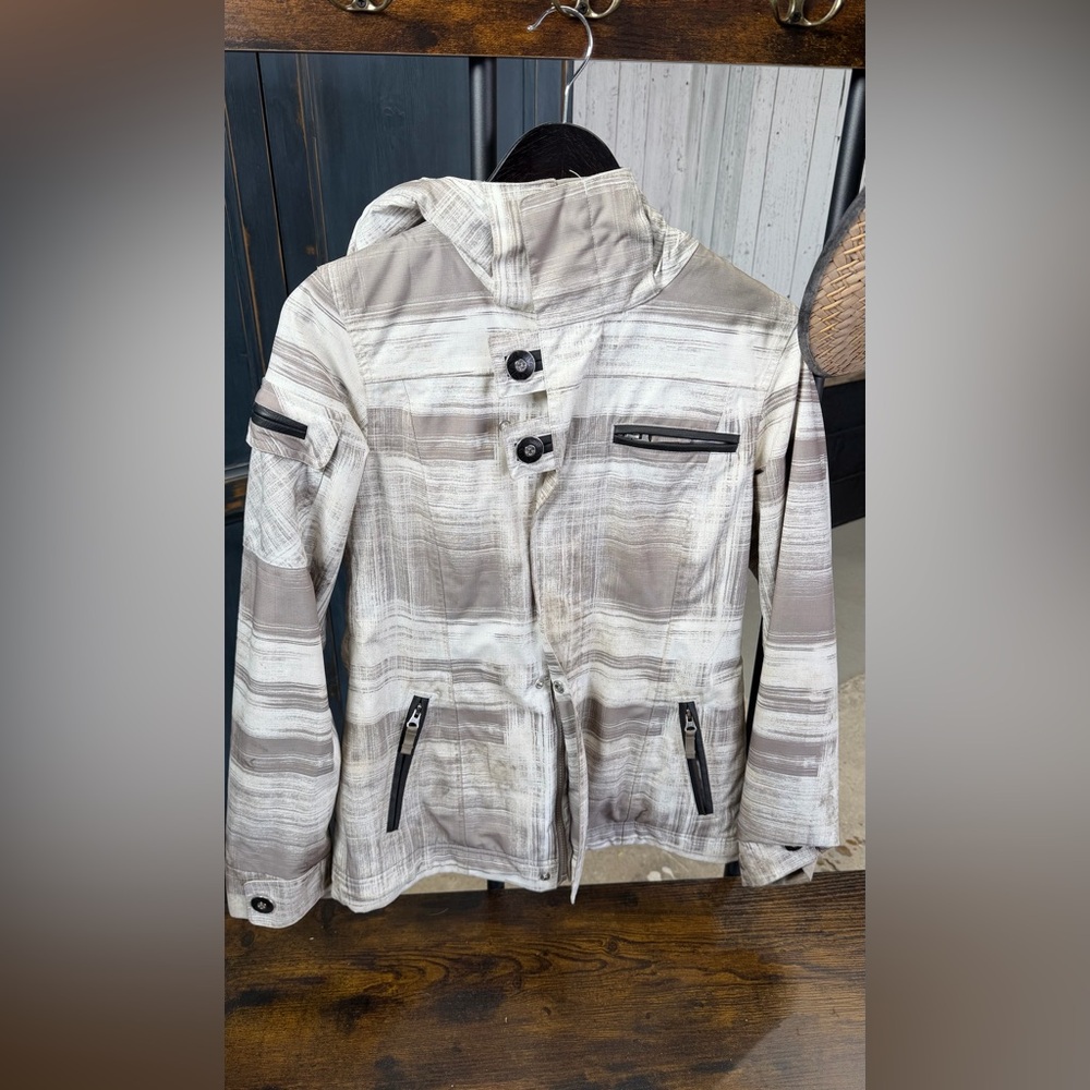Burton Ski/Snowboarding Jacket - M